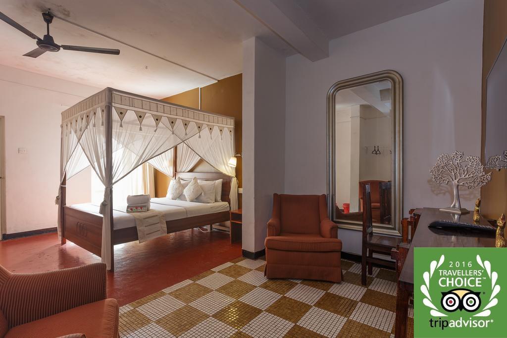 Villa Blanco Dehiwala-Mount Lavinia ภายนอก รูปภาพ