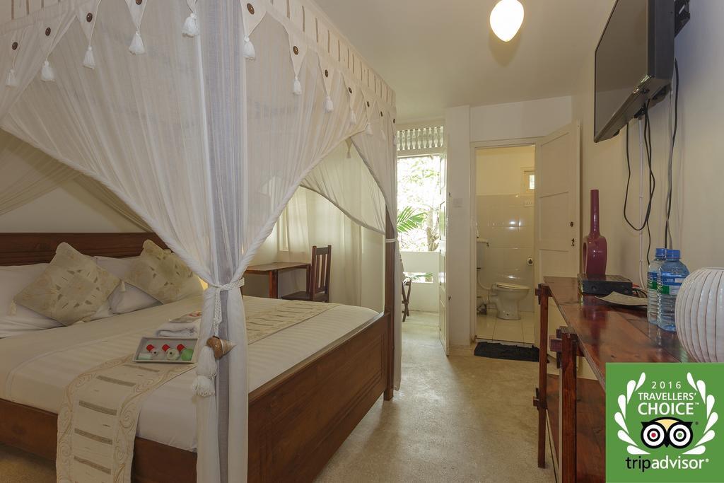 Villa Blanco Dehiwala-Mount Lavinia ภายนอก รูปภาพ