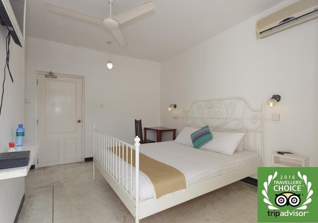 Villa Blanco Dehiwala-Mount Lavinia ภายนอก รูปภาพ