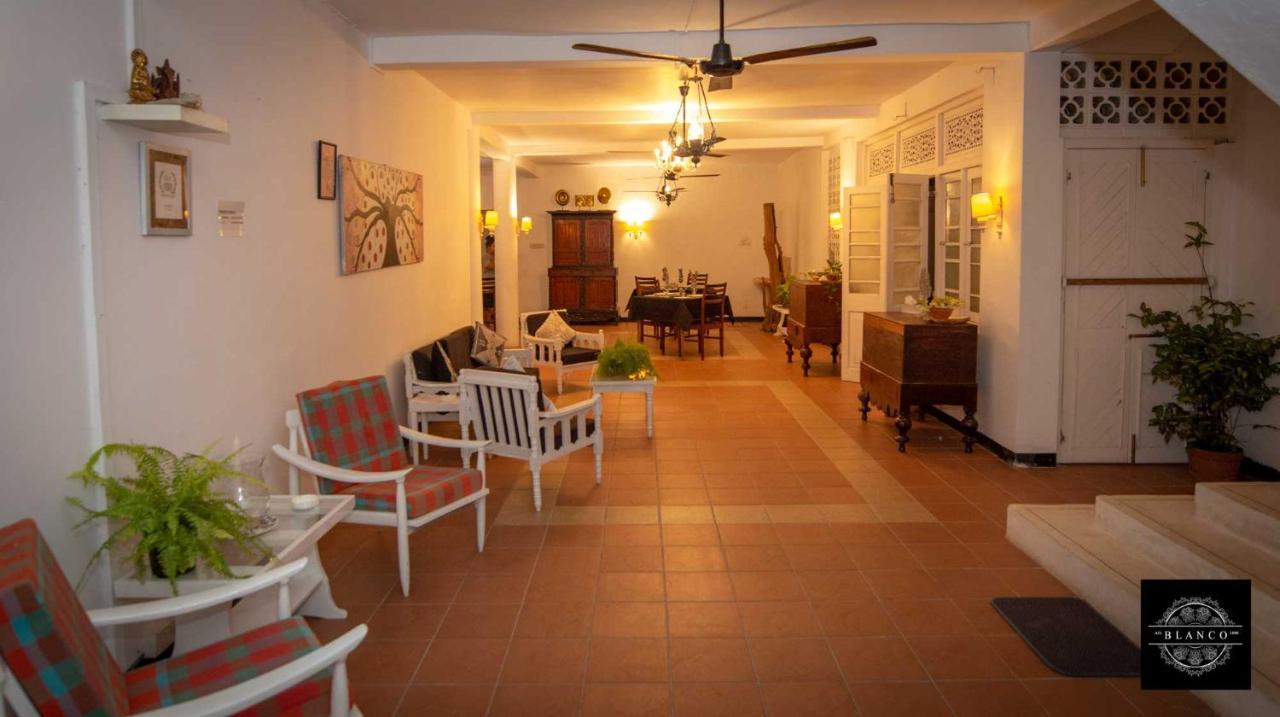 Villa Blanco Dehiwala-Mount Lavinia ภายนอก รูปภาพ